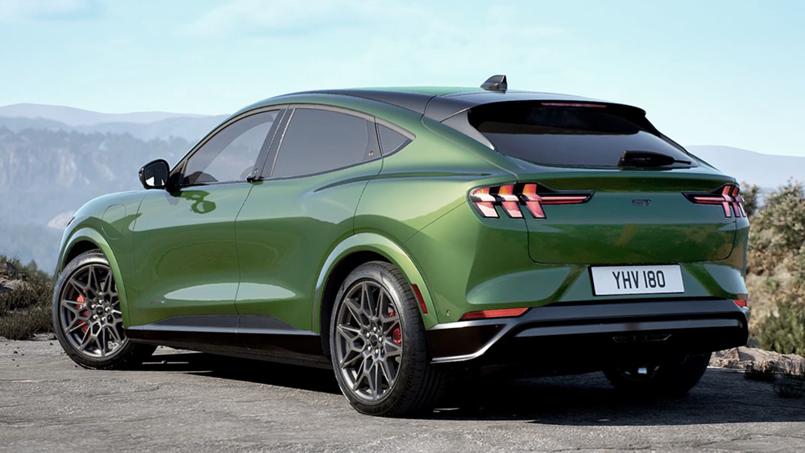 Ford Mustang Mach-E: Τα 5 χαρακτηριστικά που την κάνουν να ξεχωρίζει 